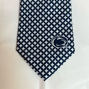Eagles Wings. Penn State. Tie. New with tags. Men’s Tie.